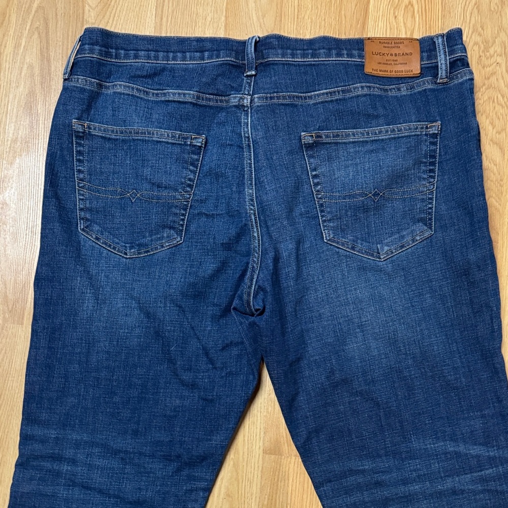 Lucky Brand size 40X34 40 410 athletic slim Men's Dark Blue Straight Jeans - Picture 10 of 12